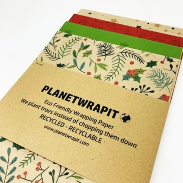 Eco-friendly Christmas wrapping paper mix  Traditional