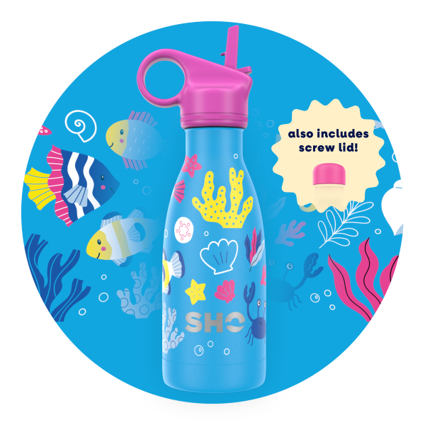 Kid's insulated bottle from SHO in Underwater design (blue background with colourful fish and coral images, pink straw lid and pink screw lid)