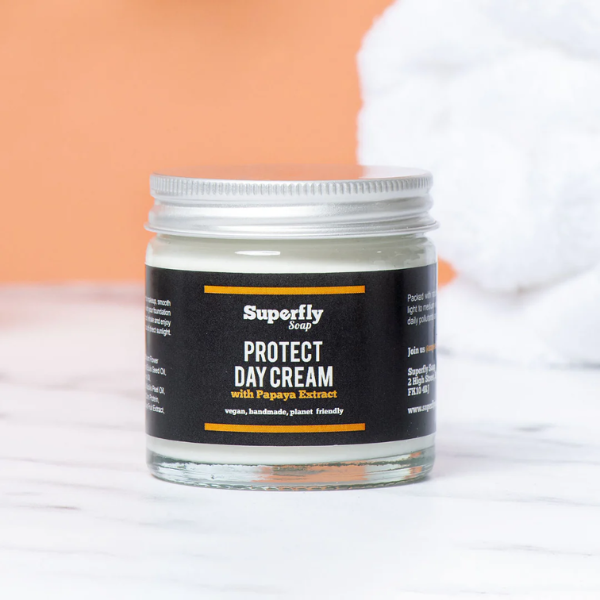 Protect Day cream in glass jar with aluminium lid
