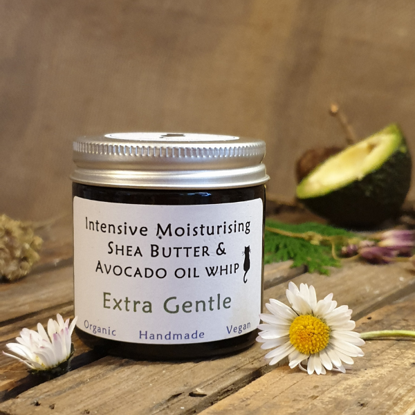 Organic shea butter cream eco-friendly moisturiser Sensitive