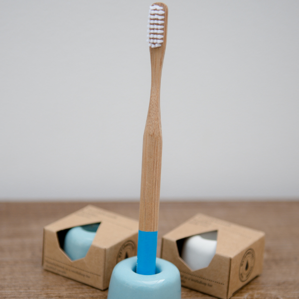 Bamboo toothbrush holder blue